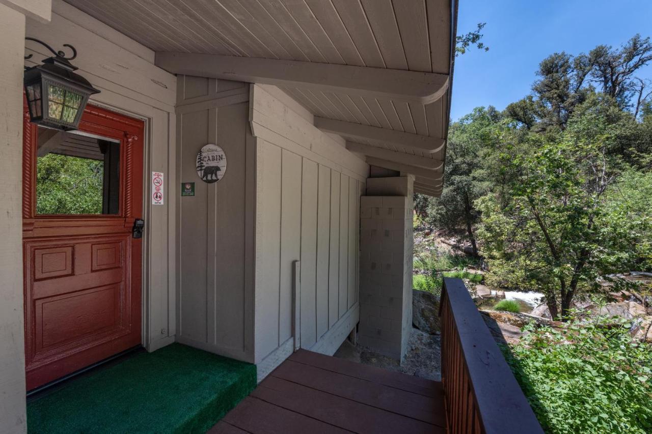 La Cabana Villa Oakhurst Exterior photo